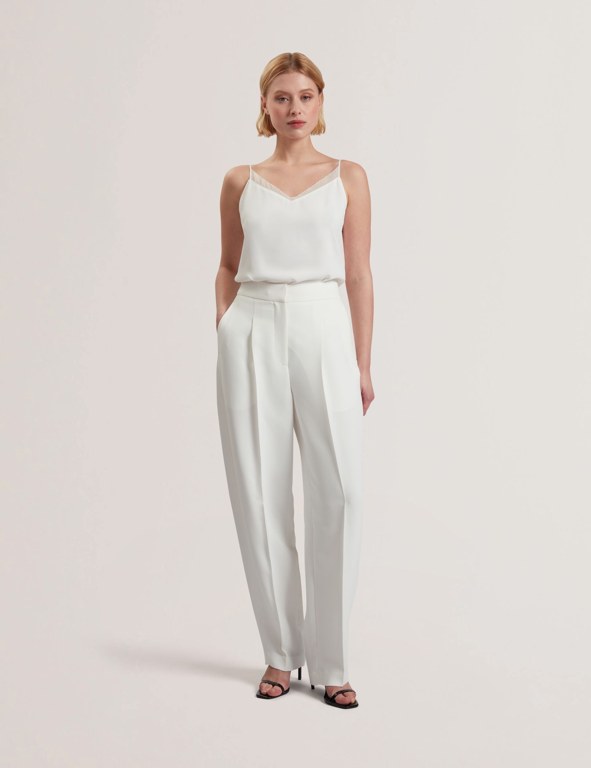 MORRIAT | IVORY