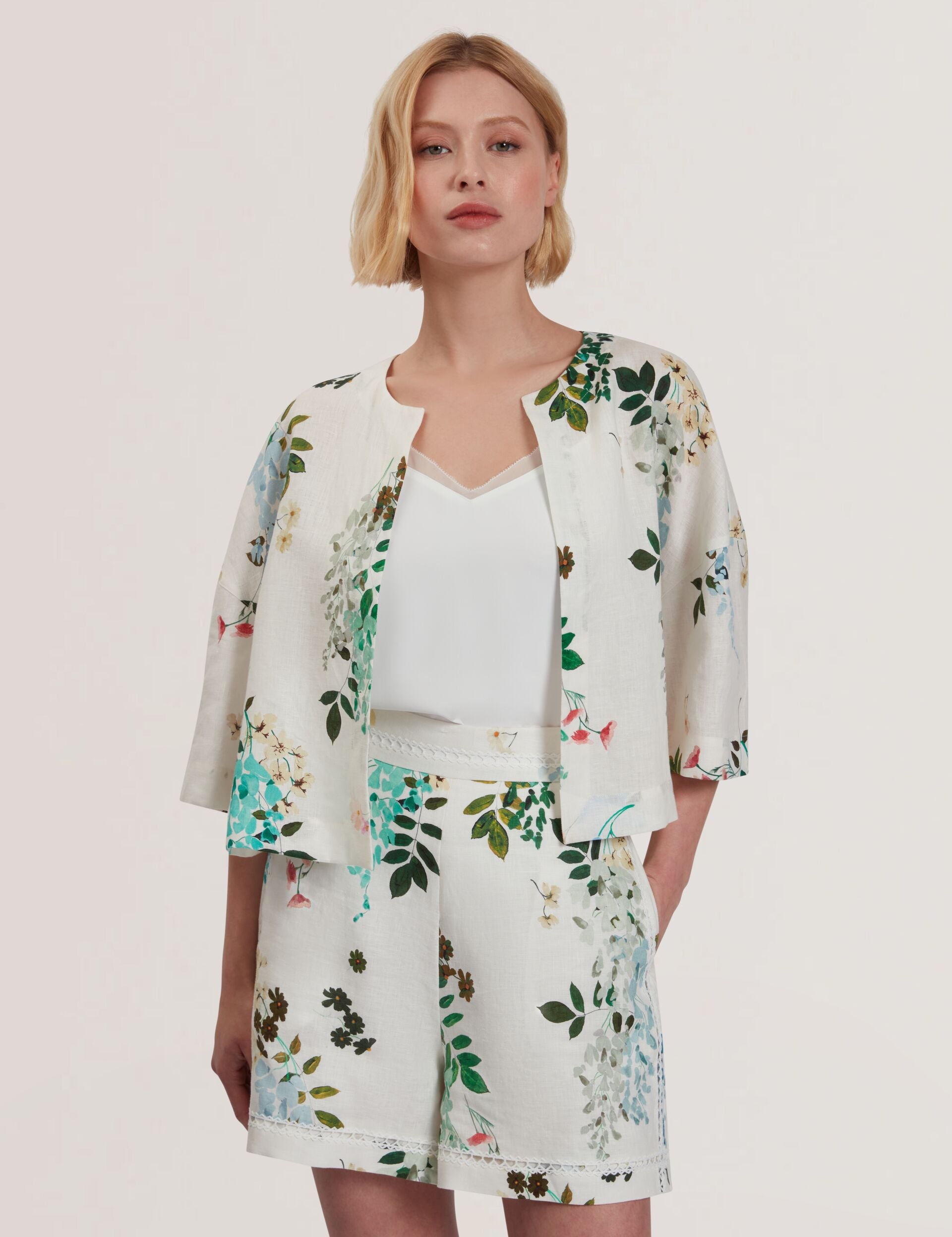 KALNA | WHITE